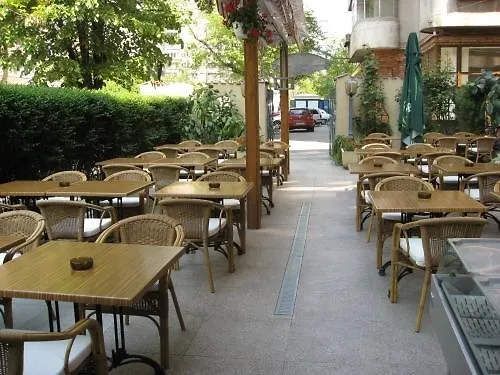 Hotel Irisa Bukarest